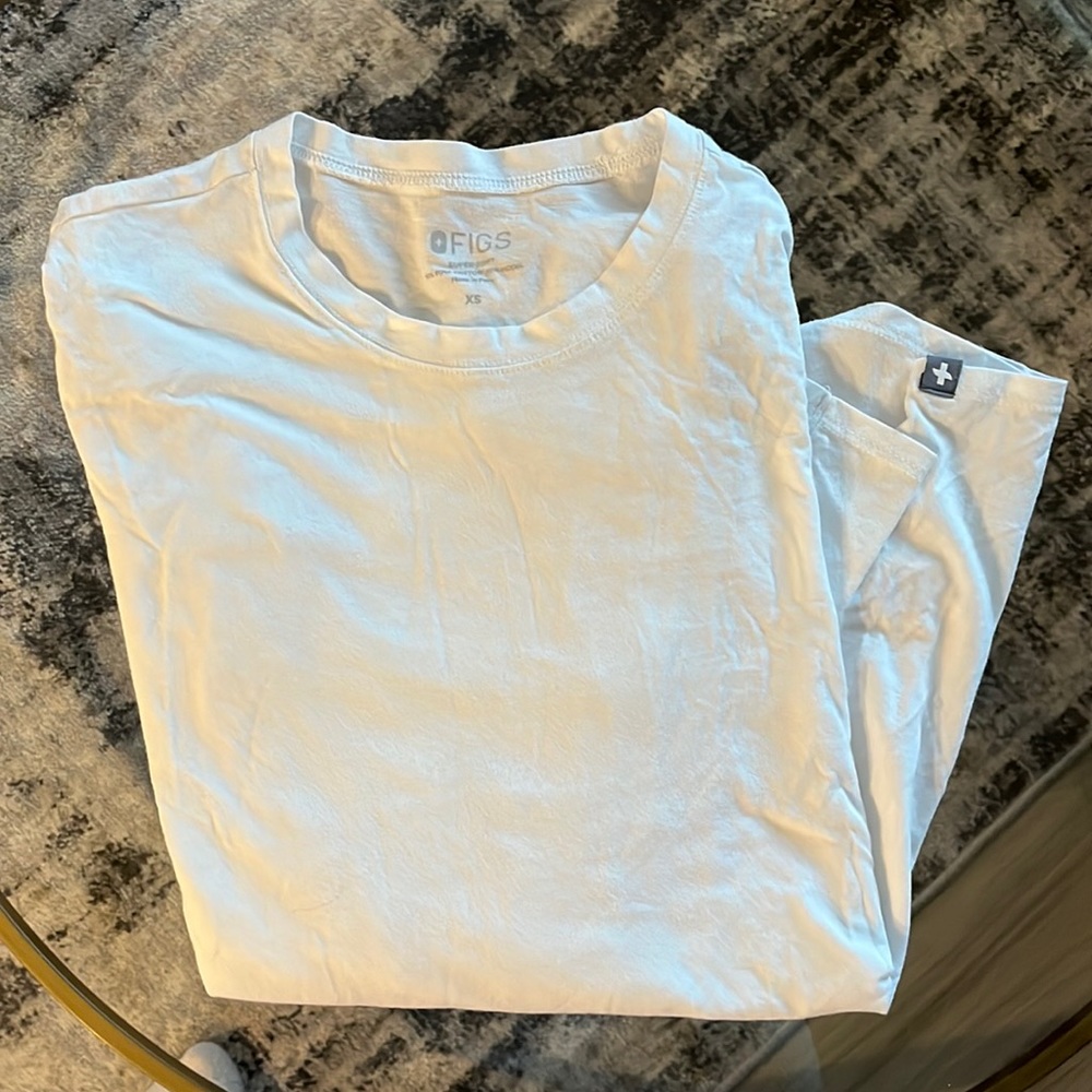 FIGS XS long sleeve performance underscrub shirt